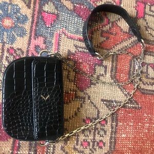 Black patent faux crocodile leather RUVE purse